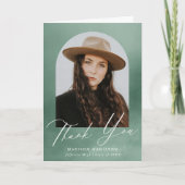 Sage Green Waterverf Arch Photo Afstuderen Bedankkaart (Voorkant)