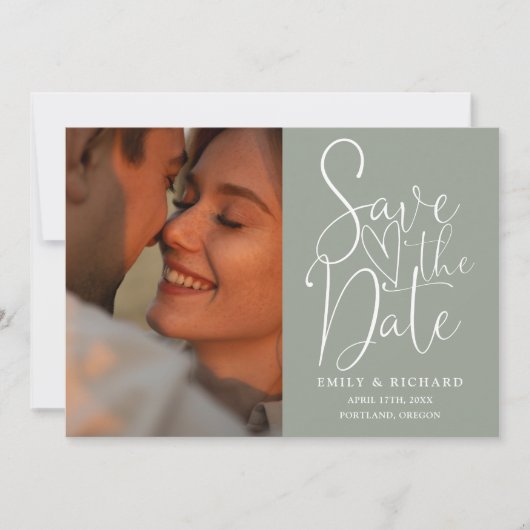 Sage Green Wedding 2 Foto Elegant Script Save The Date (Voorkant)