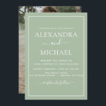 Sage Green Wedding Romantic Fotouitnodiging Kaart<br><div class="desc">Sage Green Wedding Spring of Summer Photo on Back Wedding Invitations - bevat prachtige en elegante scripttypografie met een moderne,  eenvoudige en klassieke kleur voor de speciale dag van de bruiloft.</div>