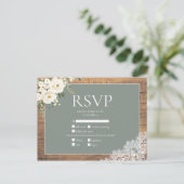 Sage Green White Floral Lace Wood Weddenschap RSVP Uitnodiging Briefkaart (Staand voorkant)