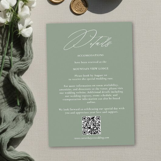 Sage Green White Modern QR Code Wedding Details Informatiekaartje