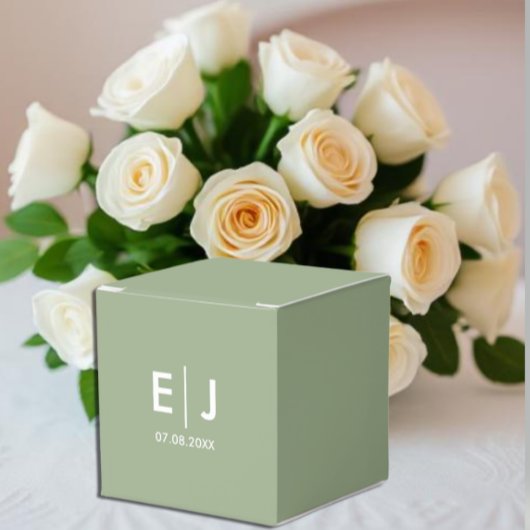 Sage Green & White Monogram Weddenschap Bedankdoosjes
