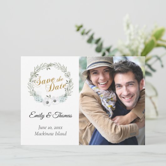 Sage Green Wreated Photo Save the Date (Staand voorkant)