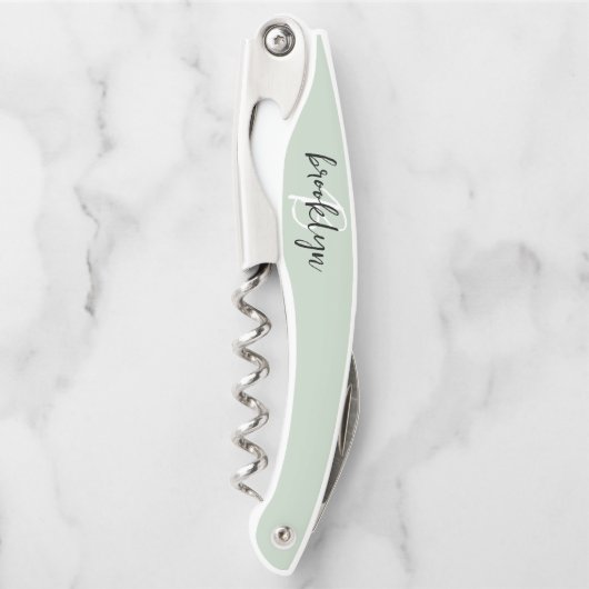 Sage Green Zwart-wit Script Monogram Kurkentrekker (Voorkant)