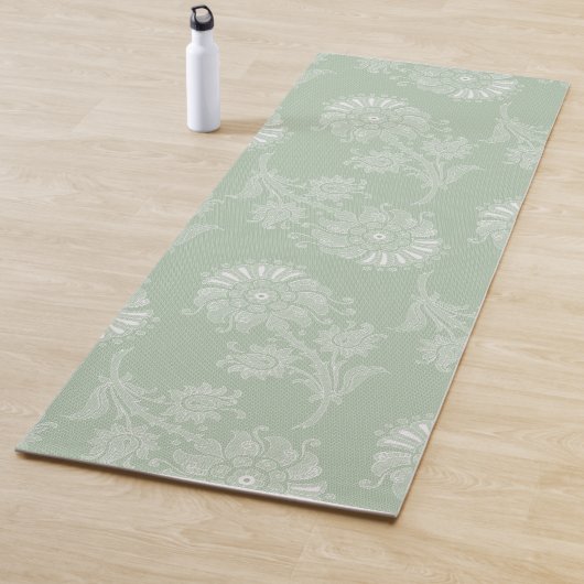 Sage Grey Green Floral Lace Yogamat (In situ)
