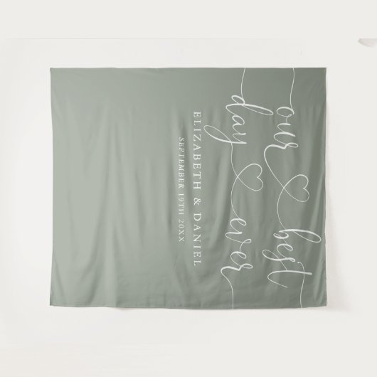 Sage Groen Beste Dag Ooit Hart Script Bruiloft Wandkleed (Voorkant (horizontaal))