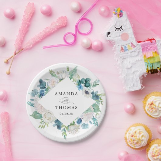 Sage Groen Blauw Wit Pastel Bloemen Krans Bruiloft Papieren Bordje (Feest)