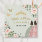 Sage Groen Blush Bloemen Tweeling Meisjes Quinceañ Bedankjes Labels (Achterkant)