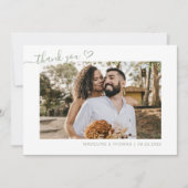 Sage Groen Boho Eenvoudige Foto Hart Script Bruilo Bedankkaart (Voorkant)