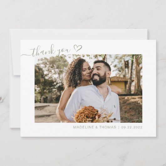 Sage Groen Boho Eenvoudige Foto Hart Script Bruilo Bedankkaart (Voorkant)
