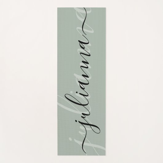 Sage Groen Elegant Naam Script Minimalist Custom Yogamat (Voorkant)