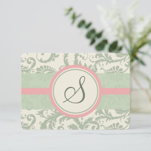 Sage Groen en Stoffig Roos Damask Bruiloft RSVP (Staand voorkant)