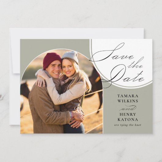 Sage Groen Gebogen Foto Bruiloft Kalligrafie Save The Date (Voorkant)
