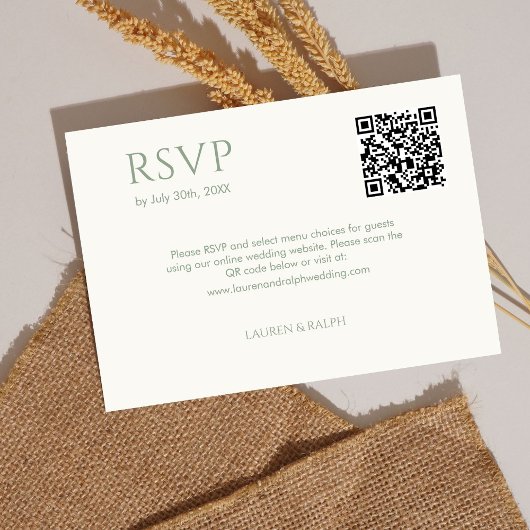Sage Groen & Ivoor Paar Monogram QR Bruiloft RSVP