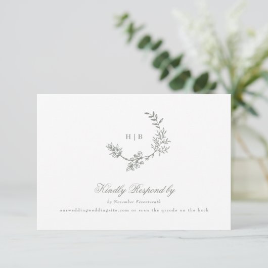 Sage Groen klassiek monogram QR CODE trouwkrans RSVP Kaartje (Staand voorkant)
