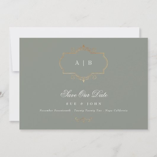 Sage Groen Klassieke Foto Goud Monogram Bruiloft Save The Date (Voorkant)
