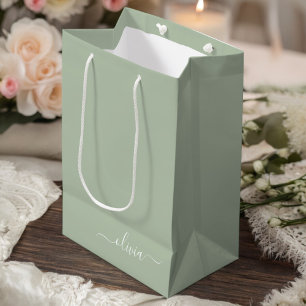 Sage Groen Minimalistisch Modern Monogram Elegant Medium Cadeauzakje