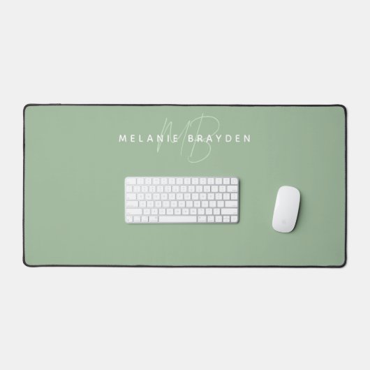 Sage Groen Minimalistisch Monogram Bureaumat (Keyboard & Muis)