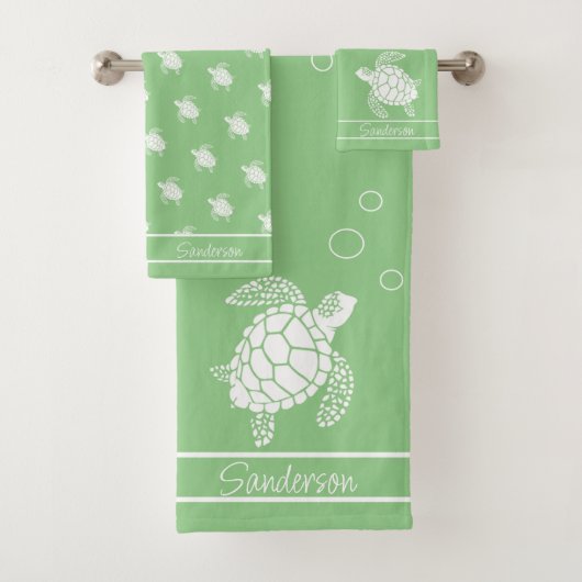Sage Groen Monogram Wit Zee Schildpad Nautisch Bad Handdoek (Insitu)