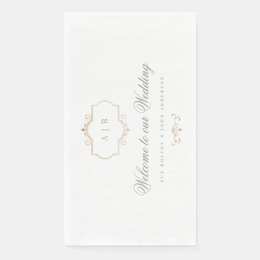 Sage groen romantisch klassiek goud monogram bruil servet (Voorkant)