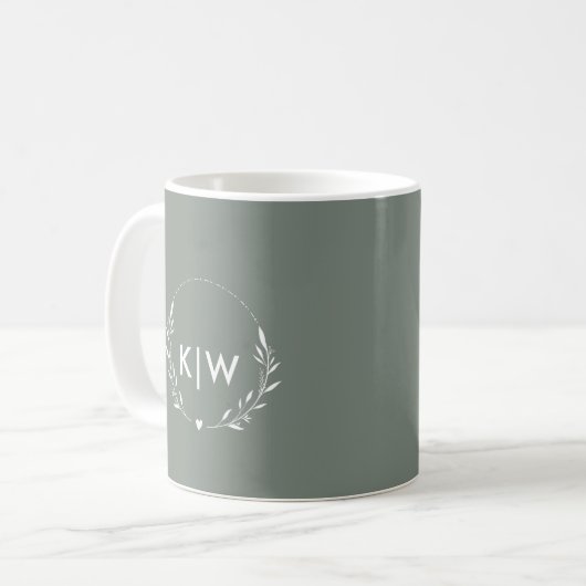 Sage Groen Wit | Monogram moderne Initialen Koffiemok (Voorkant links)