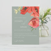 Sage Groene en Rode Klaprozen Bruiloft Uitnodiging (Staand voorkant)