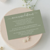 Sage groene minimalistische bruiloft accommodaties informatiekaartje