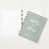 Sage Groene Miss to Mrs. Trouwplanner Planner (Display)