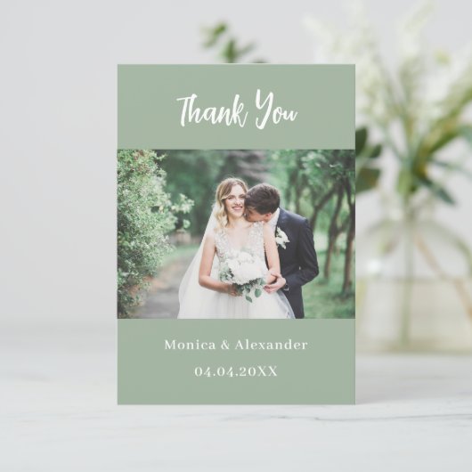 Sage groene moderne QR bruiloft foto dank u kaart (Staand voorkant)