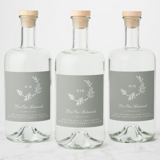 Sage Groene Monogram Krans Klassieke Bruiloft Gin Likeurfles Etiket (Flessen)
