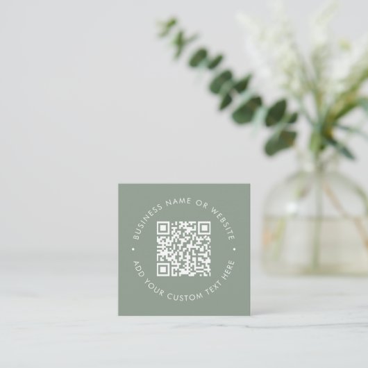 Sage Groene QR Code L Professionele Schone Elegant Vierkante Visitekaartje (Staand voorkant)