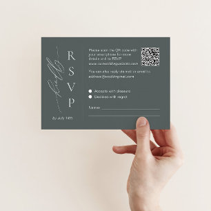Sage groene RSVP kaart met QR code en script lette