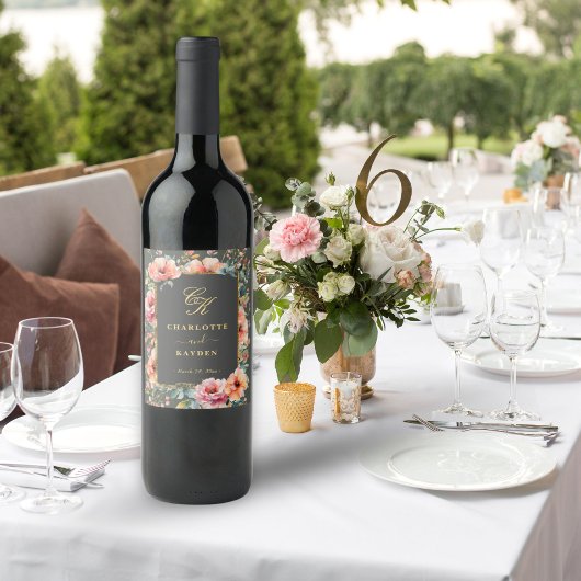 Sage Groene Rustieke Bloemen Krans Monogram Bruilo Wijn Etiket