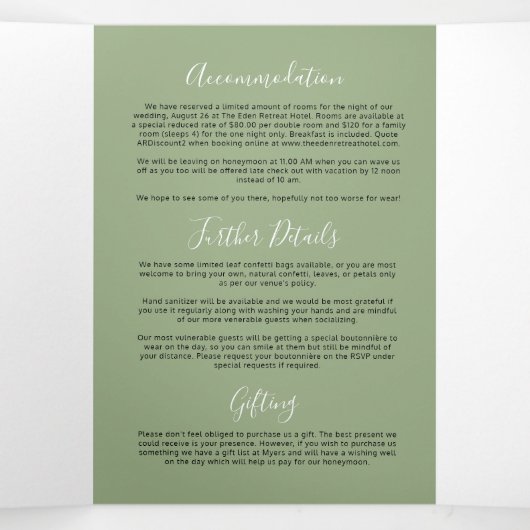 Sage groene tekst en witte bruiloft met kleine har drieluik uitnodiging (Binnenkant midden)