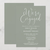 Sage groene we're engaged script verlovingsfeest kaart (Voorkant / Achterkant)