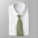 Sage Kruid Plant Groen Mid Century Solid Kleur Stropdas<br><div class="desc">Stropdas business suit en casual leuke mode statement kleding accessoire bedrukt met Sage Herb Plant Green Classic 1970's Mid Century Retro Solid Color Design door TheFabricSeal print on demand shop op Zazzle.com #ZazzleMade https://www.zazzle.com/store/thefabricseal Met initialen F S voor onze shop Stof Seal op de onderrug die u gemakkelijk kunt personaliseren...</div>