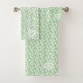 Sage Life Towel, opgezet door Adiela Akoo Bad Handdoek (Insitu)