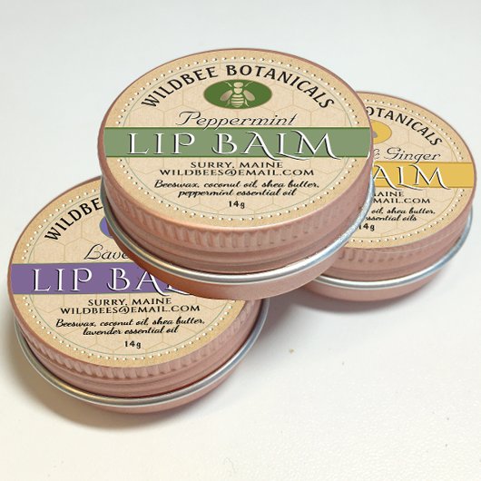 Sage op Kraft Beeswax Lip Balm met Dotted Border Ronde Sticker