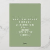 Sage Vet Namen Script Ultra Modern Bruiloft Gouden Folie Uitnodiging (Achterkant)