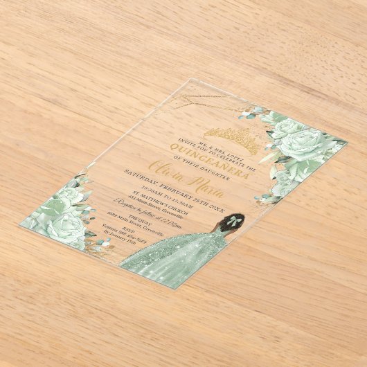Sagegroene bloemige bruine prinses gouden Quinceañ Acryl Uitnodigingen (Laagn)