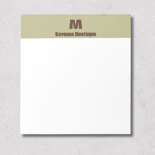 Sagegroene gepersonaliseerde naamletter monogram n notitieblok