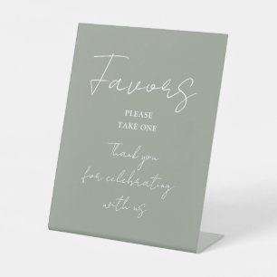 Sagegroene Minimalistische Elegante Script Favorie Reclamebord Met Voetstuk