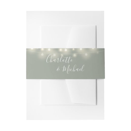 Sagegroene Slingerlichtjes Handtekening Script Uitnodigingen Wikkel (Voorkant Voorbeeld)