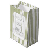 Sagegroene Strepen Baby Shower Medium Cadeauzakje (Voorkant Gekanteld)