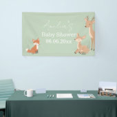 Sagegroene uitnodiging voor de babyshower met bosd spandoek (Beurs)