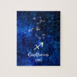 Sagittarius Zodiac Constellation Galaxy Monogram Legpuzzel<br><div class="desc">Boogschutter Zodiac Constellation Galaxy Monogram Design Met trendy geborsteld Script-lettertype, donkerblauwe hemelse waterverf achtergrondtextuur, gloeiende sterrenconstellatie en het centaursymbool. Moderne astrologische Geboortehoroscoop, is perfect voor elke Sagittariaanse Verjaardag Van 22 november - 21 december ! Met optionele monogram First Middle en Achternaam Initiaal Letters (Of laat het leeg). Maakt een geweldig...</div>