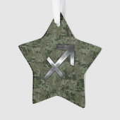 Sagittarius Zodiac Sign on Woodland Digital Camo Ornament (voorkant)