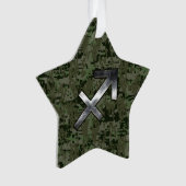 Sagittarius Zodiac Sign on Woodland Digital Camo Ornament (voorkant)