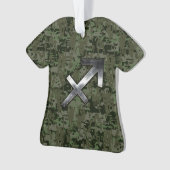 Sagittarius Zodiac Sign on Woodland Digital Camo Ornament (voorkant)