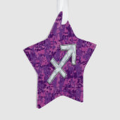Sagittarius Zodiac Symbol on Fuchsia Digital Camo Ornament (voorkant)